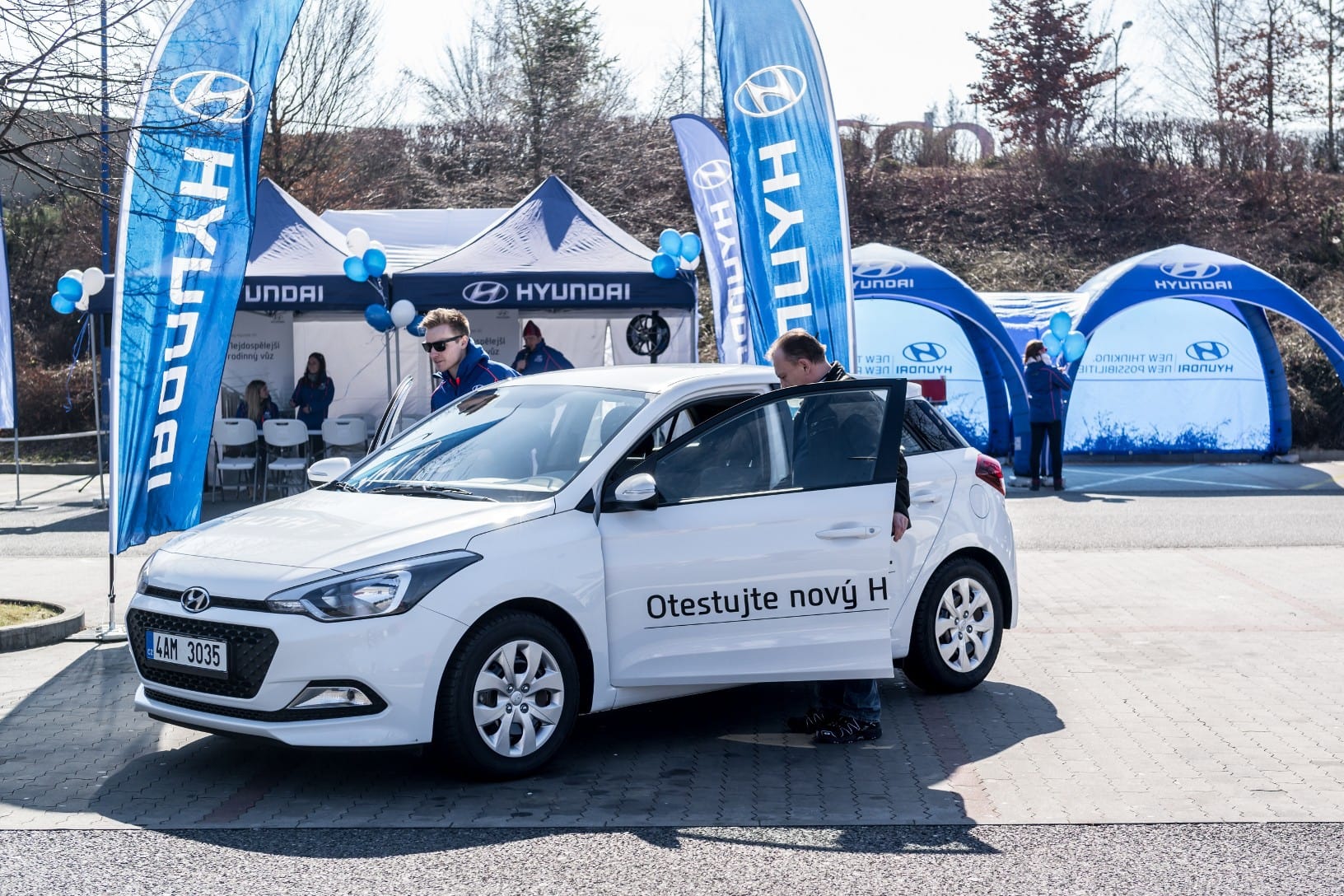 Hyundai se srovnání nebojí. Možná by ale mělo Hyundai se srovnání nebojí. Možná by ale mělo