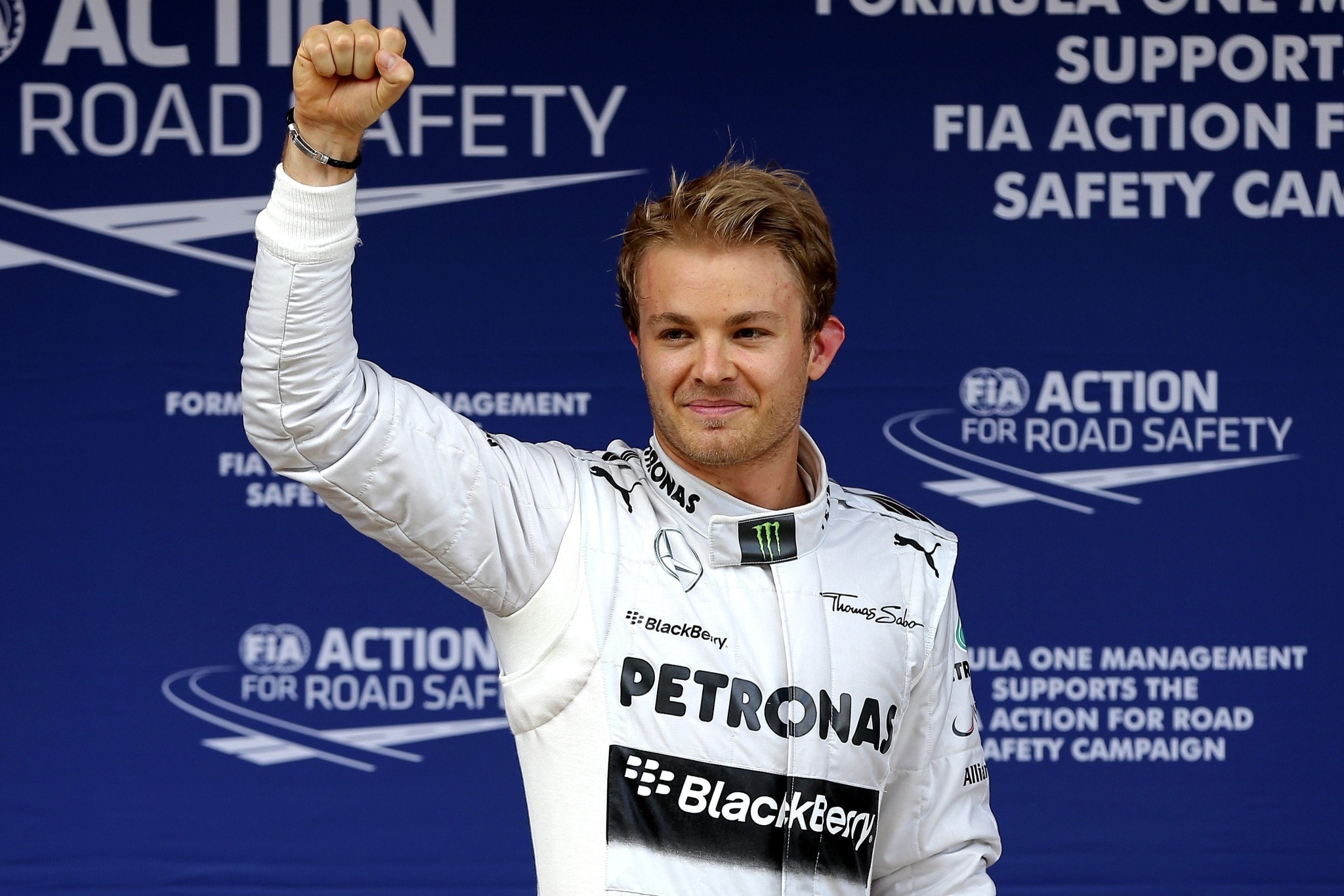 Rosberg vyhrál v Mexiku a předstihl Vettela