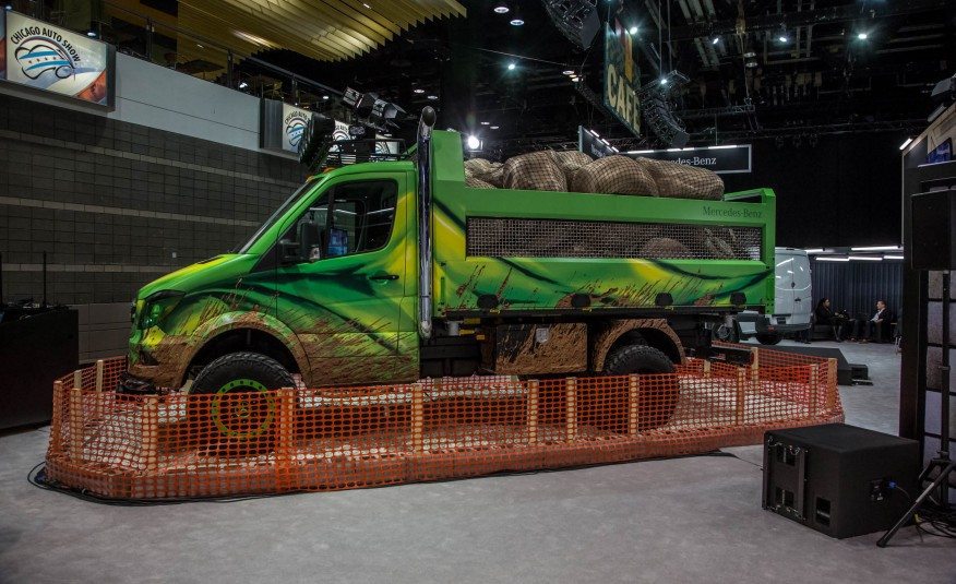 Autosalon Chicago: Truck jako z Jurského parku