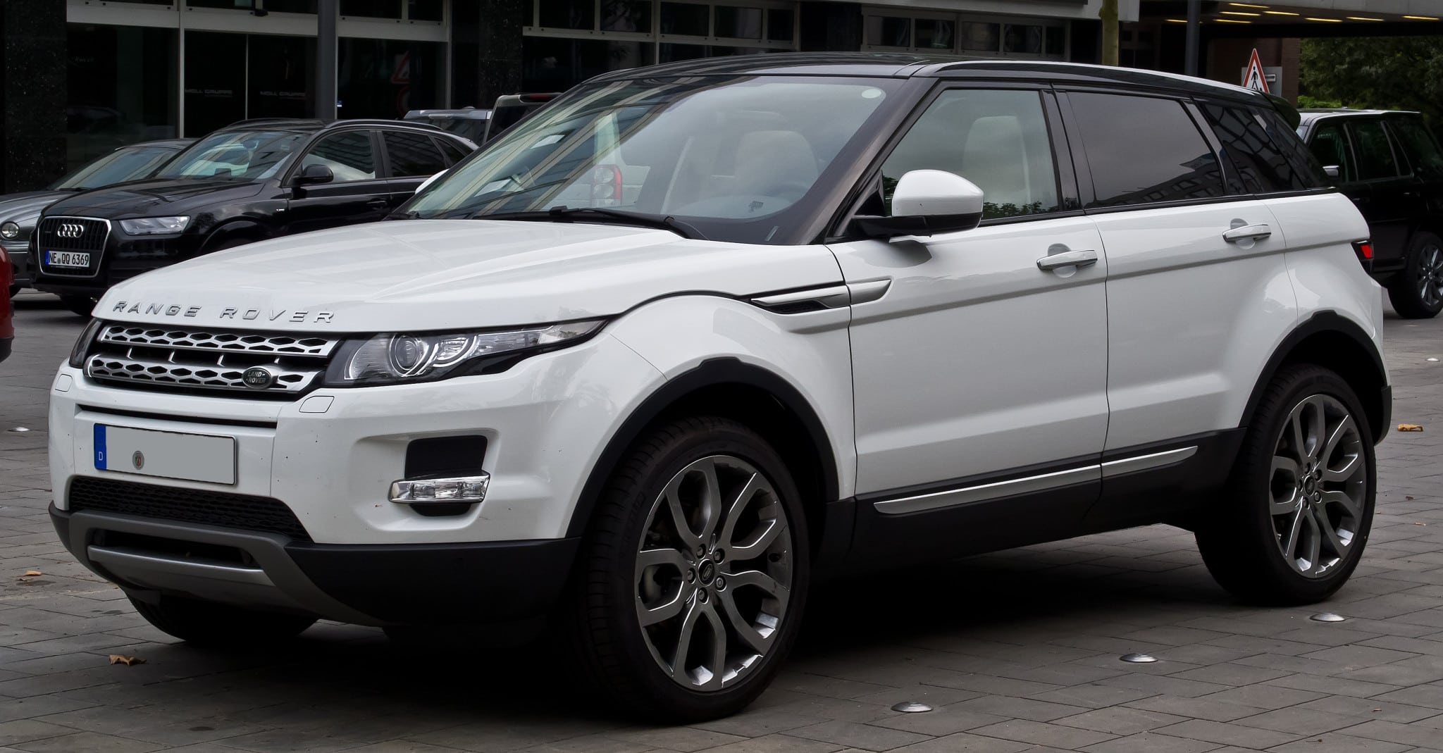 Range Rover Evoque nebo Land Rover Discovery Sport?