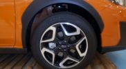 The_tire_wheel_of_Subaru_XV_2.0i-S_EyeSight_(DBA-GT7) – kopie