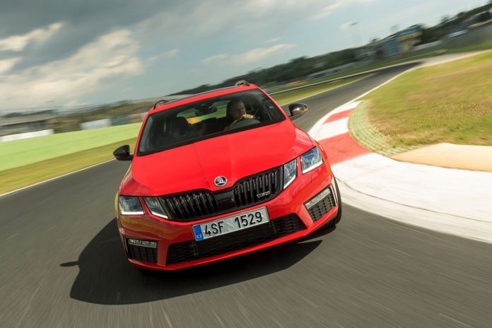 Škoda Octavia vRS 245 Combi