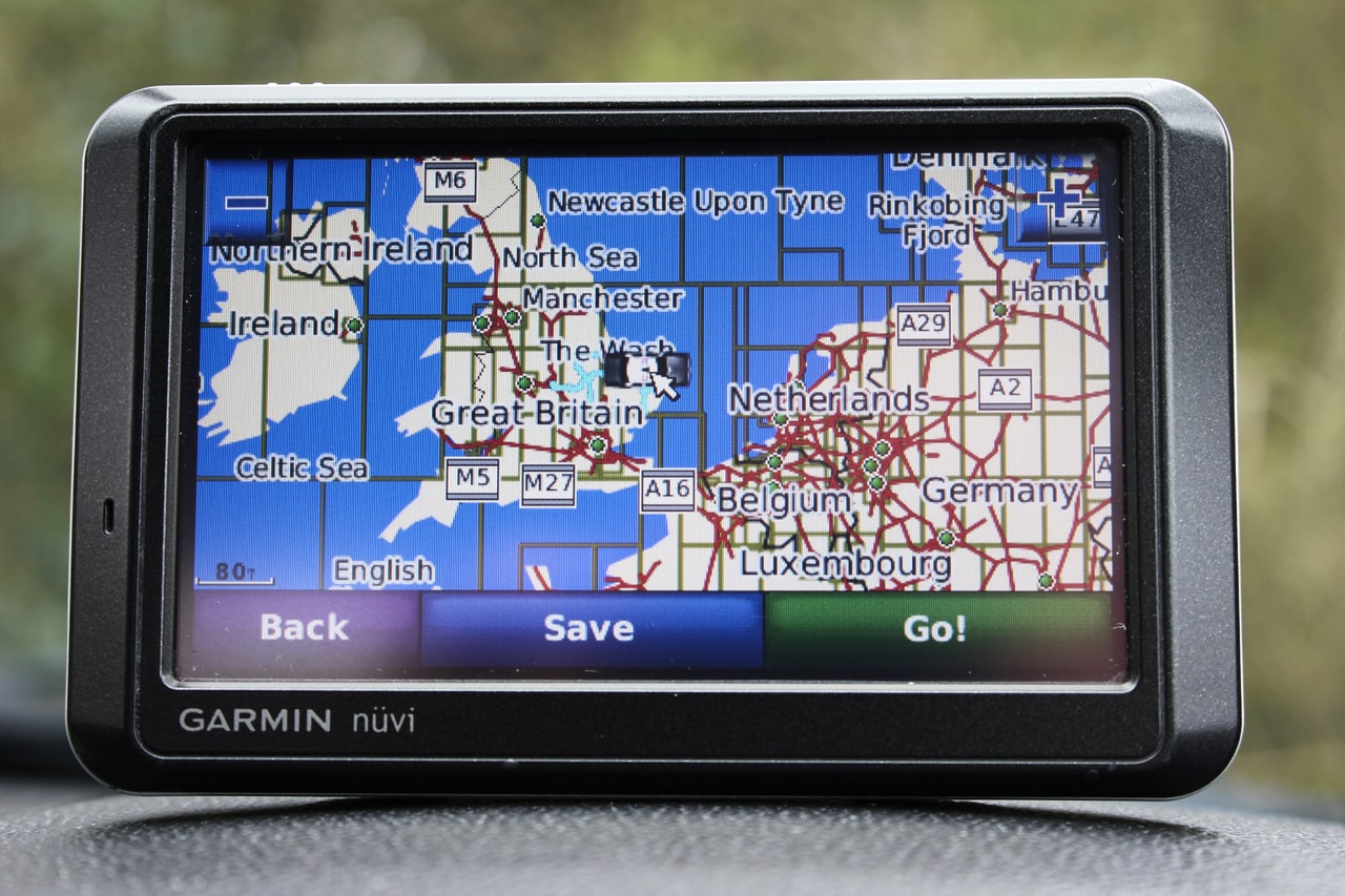Nejlepší GPS navigace do auta + Jak vybrat