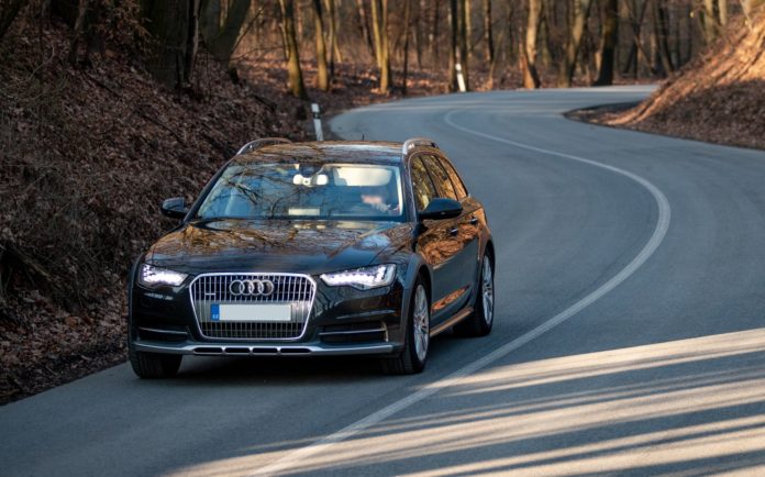 Audi A6 Allroad 2013 3.0 TDI