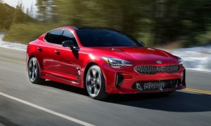 To je přístup! Kia Stinger škrtá čtyřválec a zůstává jen u V6