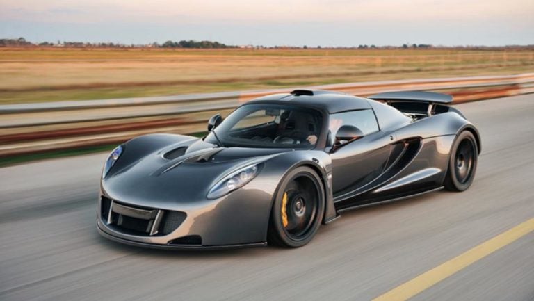 Jaké je nejrychlejší auto na světě? Žebříček TOP 10 rychlíků