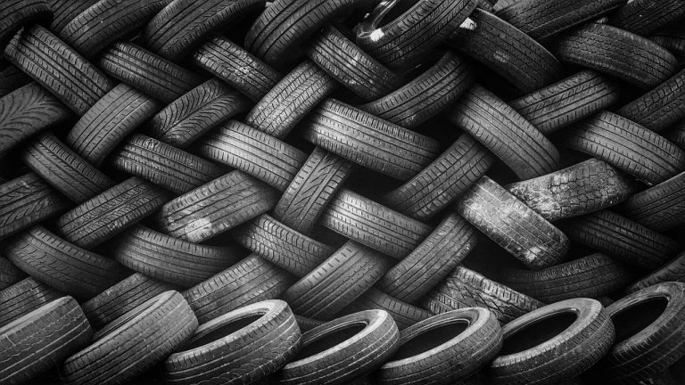 Celoroční pneumatiky: Výdrž, výhody a nevýhody