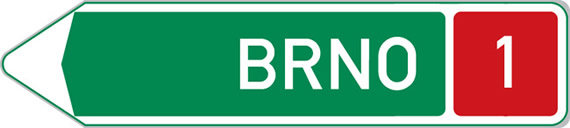 Dopravní značka Směrová tabule před nájezdem na dálnici vlevo