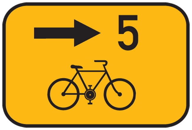 Dopravní značka Směrová tabulka pro cyklisty vpravo