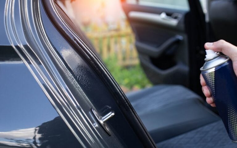 Ošetřete gumy u dveří auta – 5+ nej přípravků