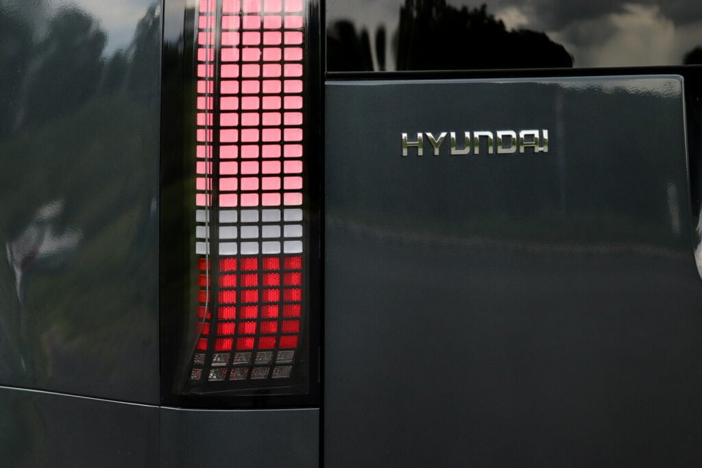Test Hyundai Staria