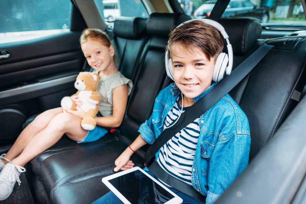 Praktické doplňky do auta pro děti