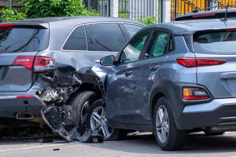 Co vše rozhoduje o částce, kterou vám pojišťovna vyplatí při totální škodě na vozidle?