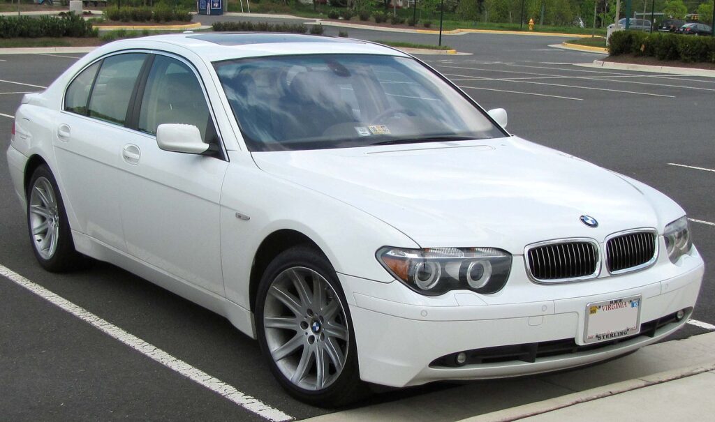 BMW 7 e65