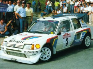 Peugeot 205 Turbo 16: Z městského prcka závodní bestií!