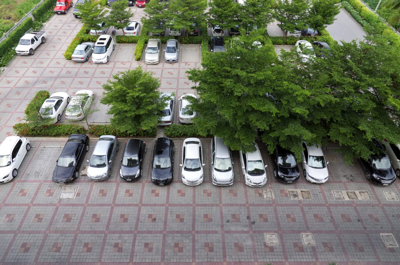 Parkování Letňany - Kde a za kolik zaparkovat? - Autotrip.cz